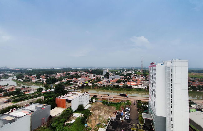 Compact and Cozy Tamansari Mahogany Studio Apartment - Photo 10