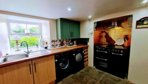 Cute Quirky Cottage - Photo 4