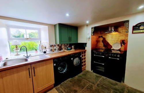 Cute Quirky Cottage - Photo 4