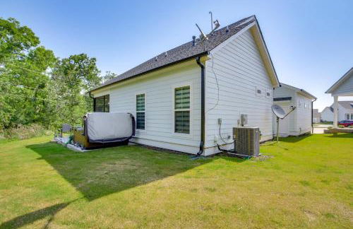 Walk to Marina Lake Greenwood Retreat with Hot Tub - Foto 23