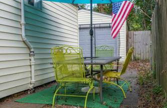 Historic Coastal Haven- Pet Friendly Fast Wi-Fi - Foto 32