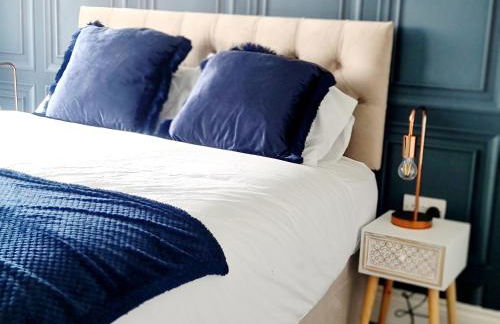 Elegant Bedroom -Near M25, Free Parking , Free WiFi - Foto 22