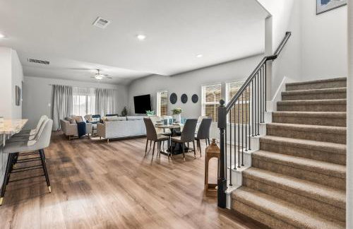 4Bed Luxury Getaway with Pool Table and Near Lake Lavon - Foto 14