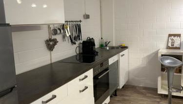 Ruhige 1 Zimmerwohnung Souterrain - Photo 5