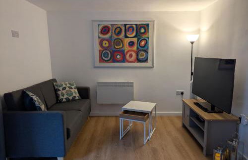 Newly Furnished Guest House Near City Centre - Foto 14