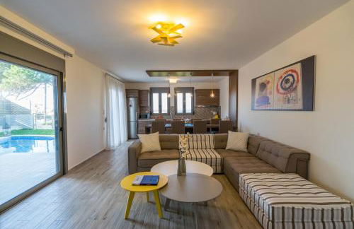 Villa Ilianthos - Photo 10