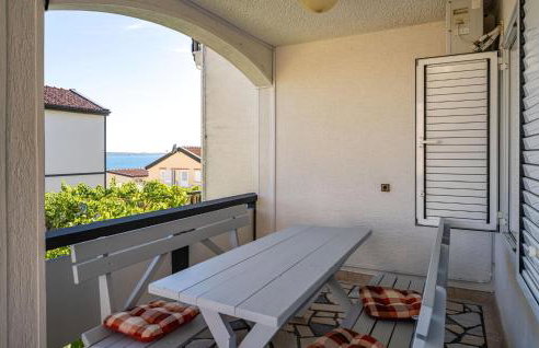 Nice Apartment In Rtina With Wifi - Photo 10