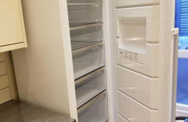 London Luxury Apartment 4 Bedroom Sleeps 12 people with 4 Bathrooms 1 Min walk from Station - Foto 7