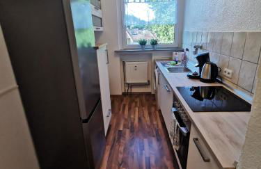 Cozy & Spacious Apartment with Balcony - Foto 8