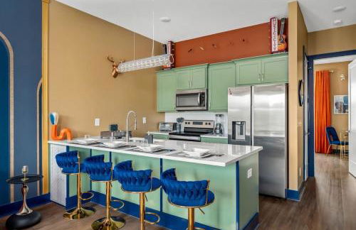 Chic Oasis 2 miles from DT - Pool table - B-Dashy - Foto 12