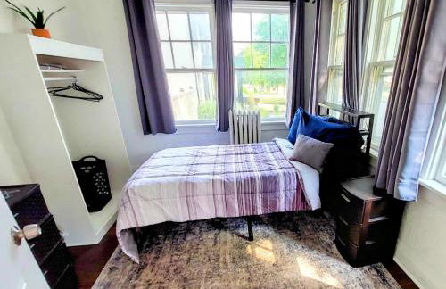 The Victorian House - Photo 16