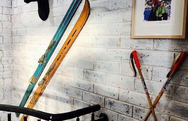 Perfect Located Apartment in the Heart of Hotham - Photo 2