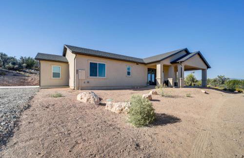 Hikers Retreat with Furnished Patio in Rimrock! - Foto 28