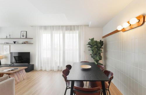 Port Forum Apartments by Olala Homes - Photo 15