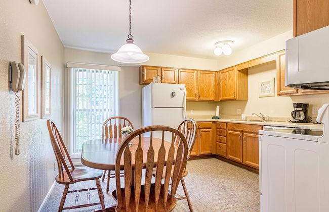 Lakewood Resort 1 Bedroom Condo 202 - Photo 10