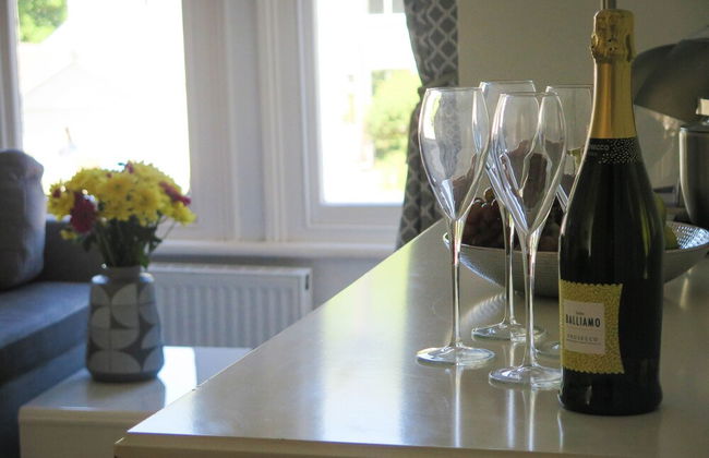 Broadpark Villa - Photo 10