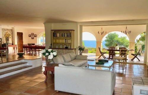 Grande villa familiale vue mer avec piscine - domaine privé à St Cyr sur Mer - Foto 13