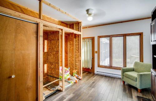 All-Season Lodge 40 Acres Walk to Elkhart Lake! - Foto 29