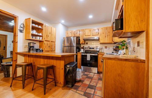 Bethel Escape Hot Tub 4 beds Game Room and Fire pit Fully Stocked Kitchen - Foto 55