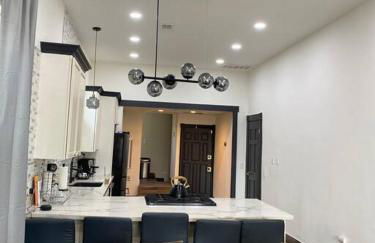 The Black and White House - Foto 61