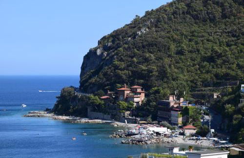 Villa in collina con vista mozzafiato su Noli - Photo 35