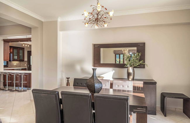 Classic Villa - Photo 52