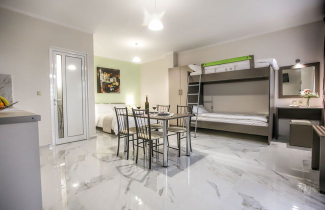 Del Sol Meteora Luxurious Family Suites2 - Foto 2