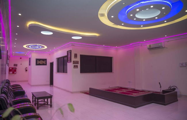 Al Eairy Furnished Apartments Qassim 4 - Photo 44