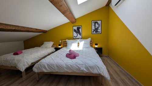 ColorChic 3 étoiles - Parking Privé Terrasse Clim - 120m2 Plein centre - Foto 2