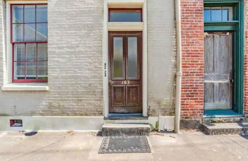 Historic District Apartment Quiet Street Central Location! - Foto 4