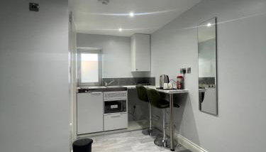 Cozy Studio Flat Romford, London - Foto 4