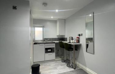 Cozy Studio Flat Romford, London - Foto 4