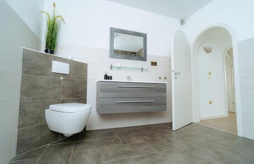 Eifel-Rast Mendig - Foto 9