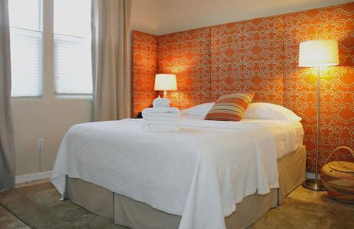 The Key West Las Vegas House with Private Pool! - Foto 15