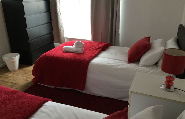 Nice 4 Bedroom near Basildon Town Center - Foto 8