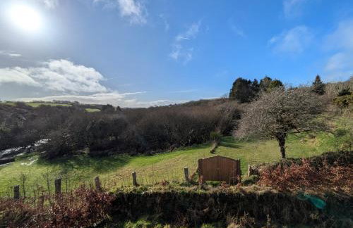 Cober Riverside Retreat - Luxury Barn Apartment in The Heart of Cornwall - Photo 14