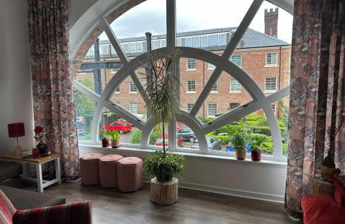 Stunning 2 bedroom apartment - Foto 1