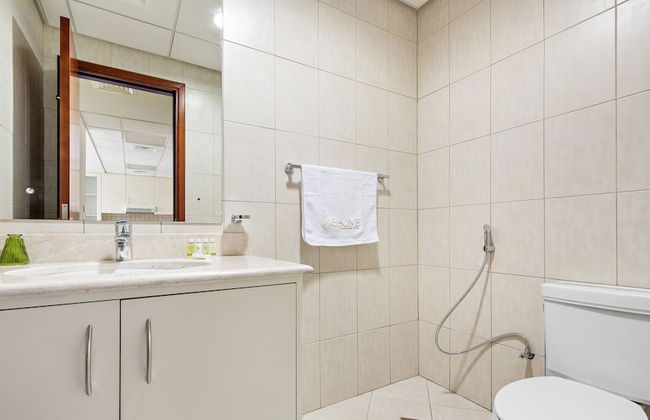 Elegant Apartment Retreat at Widcombe House 3 - Photo 18