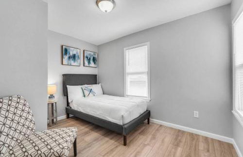 Dave and Busters, Outlets, Convention Center across street w Parking - Sleeps 15 - Foto 18