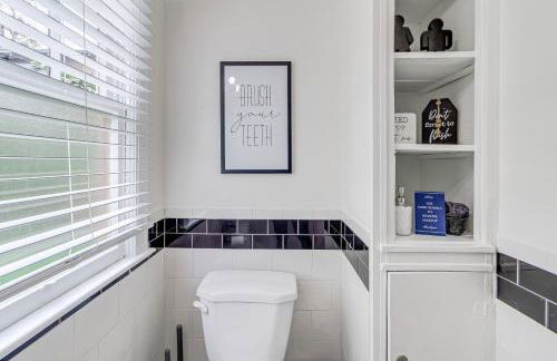 Rushing Bungalow - Steps from Swan Lake Morton - Foto 25