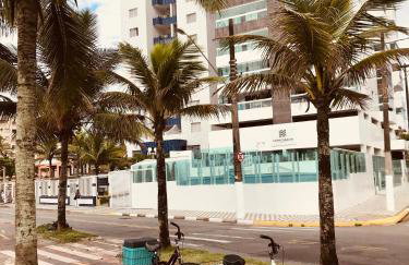 Mongaguá com vista para o Mar pé na areia - Foto 36