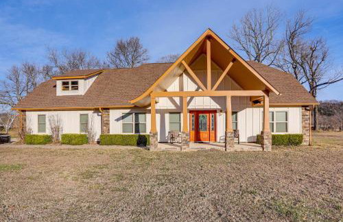 Fish the White River! Sleek Family Home in Flippin - Foto 1