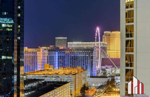 MGM Signature-32-607 F1 Track & Strip View Balcony - Foto 57