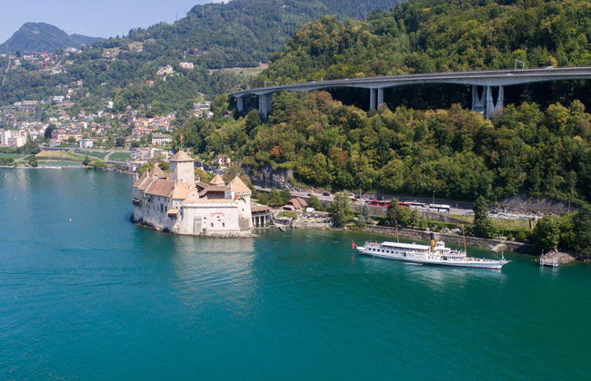 Balade en bateau sur le lac Léman - Photo 1