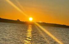 Casa de campo de alto padrão à beira da represa - Foto 10