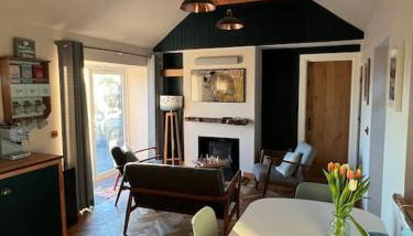 Osprey Hide - Photo 3