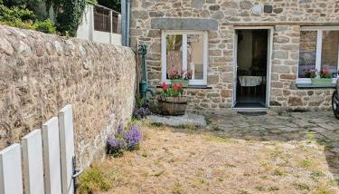 Gîte de Montgiroux, jusqu'à 5-6 personnes - Foto 5