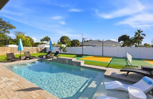 Pickleball, Htd Pool, Mini-Golf | 10 min to beach - Foto 3