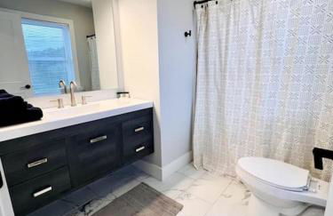 Sage House - Photo 8