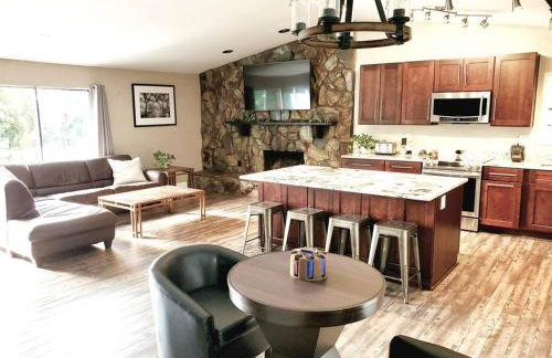 Palm Harbor Waterfront with pool & Game room - Foto 24